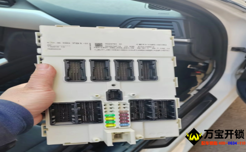 萊蕪寶馬520配汽車鑰匙，寶馬開鎖汽車鑰匙全丟配鑰匙